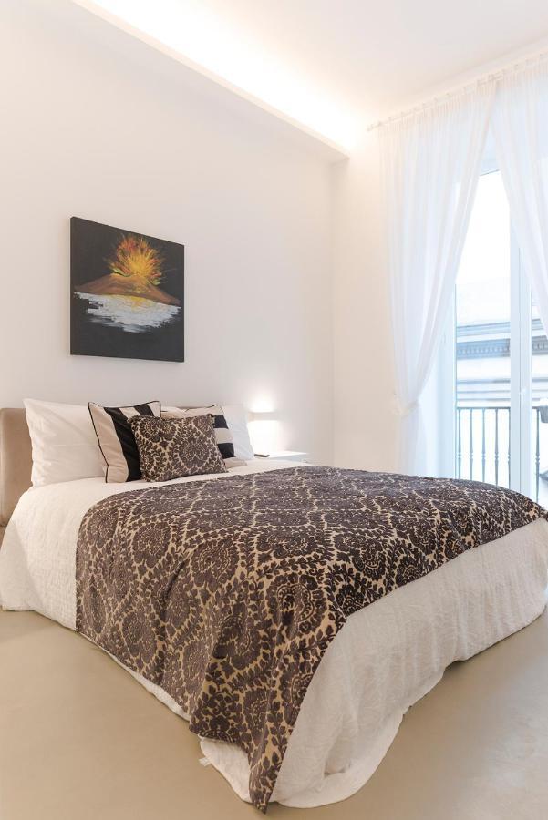 A Misura Duomo Rooms & Apartment - Ls Accommodations Nápoles Exterior foto