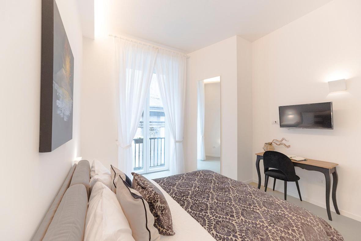 A Misura Duomo Rooms & Apartment - Ls Accommodations Nápoles Exterior foto