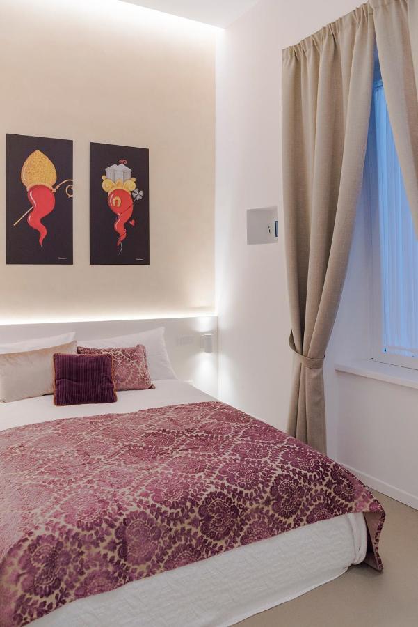 A Misura Duomo Rooms & Apartment - Ls Accommodations Nápoles Exterior foto