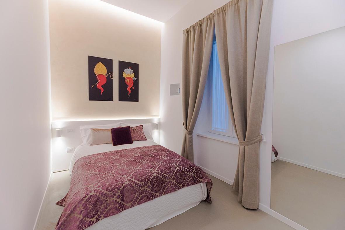 A Misura Duomo Rooms & Apartment - Ls Accommodations Nápoles Exterior foto